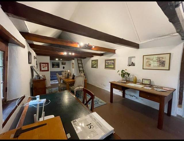 BUSINESS PROPERTY TO RENT IN PIESANG VALLEY